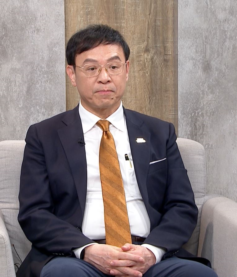 接掌衛福部週年接受專訪 憶抗疫同事插管急救 石崇良險流男兒淚
