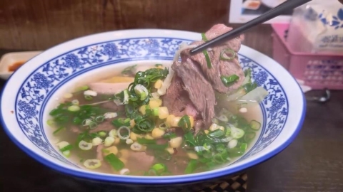 網友留負評批「獨厚消防」 牛肉麵業者受訪曝感人原因