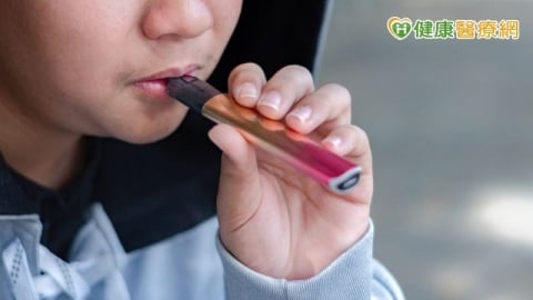 水果味電子煙比較安全?醫揭成癮風險 WHO示警3大陷阱