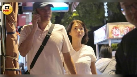 下半場幸福1/直擊!55歲溫翠蘋十指緊扣185公分新歡 甜蜜約會8小時