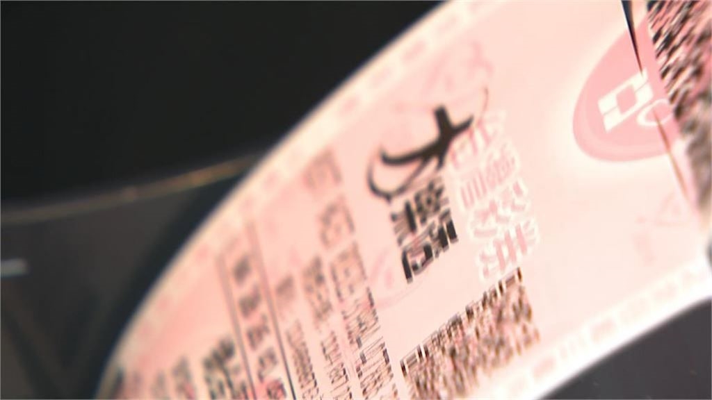 高雄彩券行開出3.5億大樂透!店家驚曝「徵兆」:枯木復活、眼皮狂跳7天