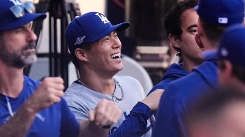 MLB(影)/山本由伸勒?國聯冠軍賽G3球員出場「找不到人」遲到亮相場邊全都錄