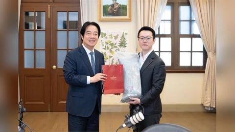 財經網紅專訪估股市可到幾萬點? 賴清德:經濟做好、股市水漲船高