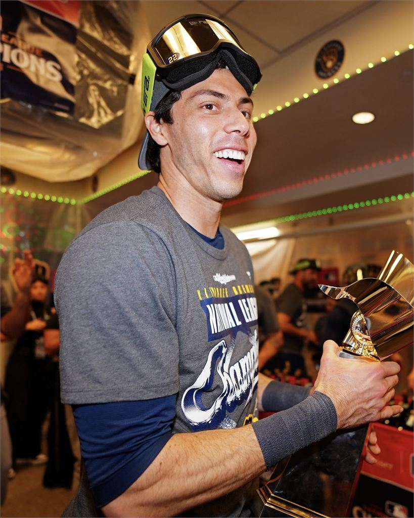 MLB(影)/釀酒人神曲洗腦全隊!1分39秒唱22次隊名 有球員一天聽10遍