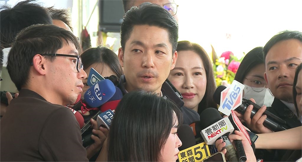 選情告急!蔣萬安上謝震武專訪走出同溫層? 議員洪健益酸:為時已晚