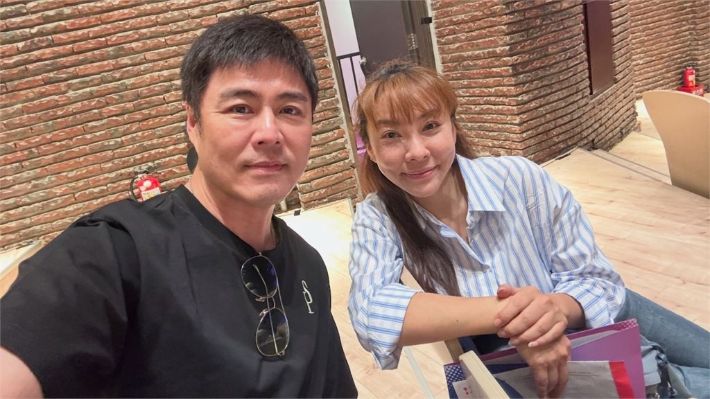 陪妹拜票竟被當成老爸!民眾讚「劉尚謙保持得真好」 劉至翰哭笑不得急澄清