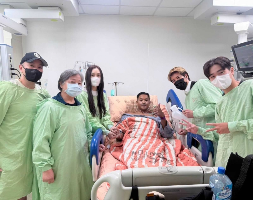 黑人今年9月因急性心肌梗塞送醫,人在加護病房仍爆出不少爭議事件。(圖/翻攝自陳建州臉書)