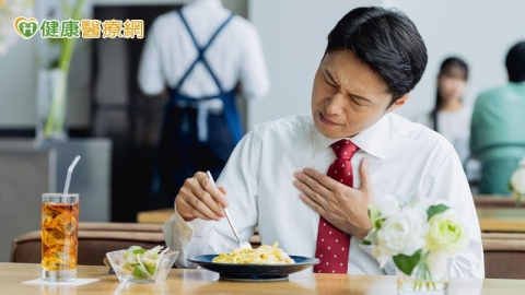 吃飯別吃太快助減重？上班族忙碌如何慢慢吃？營養師親教改善方法