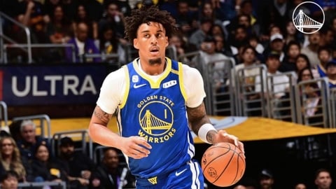 NBA(影)/總欸、柯瑞都挺!勇士菜鳥守東77吞技術犯規 柯爾轟裁判「有點荒謬」