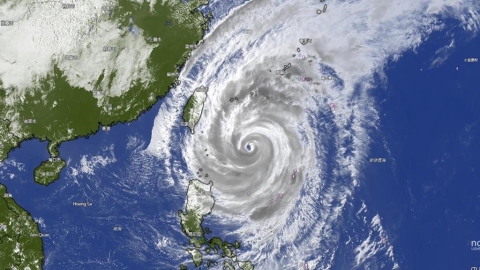 強颱薔琵減速了!「6縣市」暴風侵襲率達100%…「這時段」降雨最猛烈