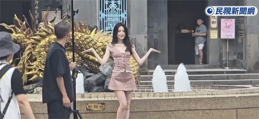 桃園女兒回家了!葉舒華現身「中壢夜市」湧入2000人 嗨喊「小時候的回憶」