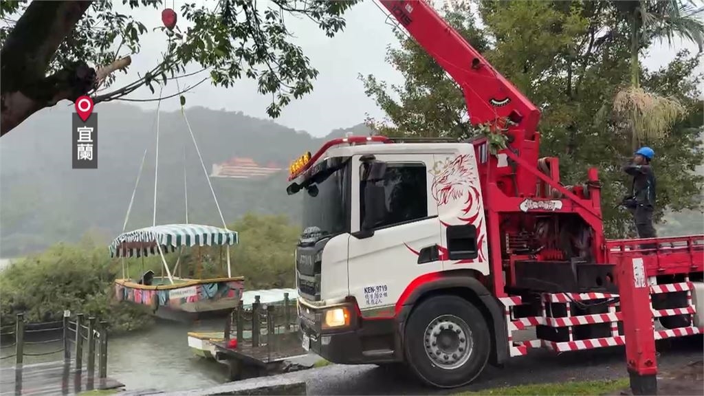 薔琵來襲!基隆加強清溝 兩棲突擊戰車進駐蘇澳防颱