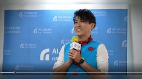 AI複製爸媽聲音說故事!「愛播寶貝」上線 檸檬哥哥驚喜現身助陣