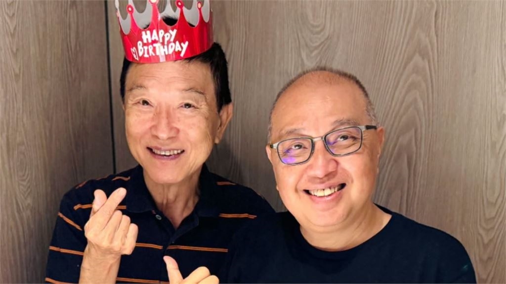 《包青天》公孫策喜迎80大壽!術後2個月近況照全曝光 製作人:他走路比我快