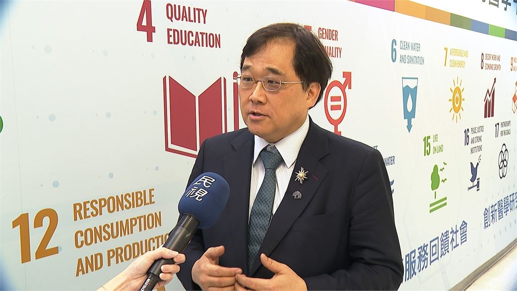 八成65歲長者免健保費 專家憂破壞健保永續