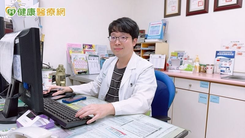 70歲翁嗜睡、無力以為老化!家用快篩揪出新冠及時治療