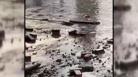 台東「薔」風巨浪!杉原安天宮遭浪襲 台九線多良路段路基掏空