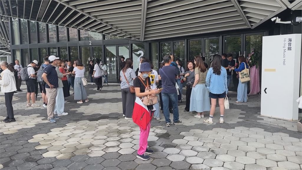 演出器材因颱風無法抵台！　「空中補給」演唱會延到明年