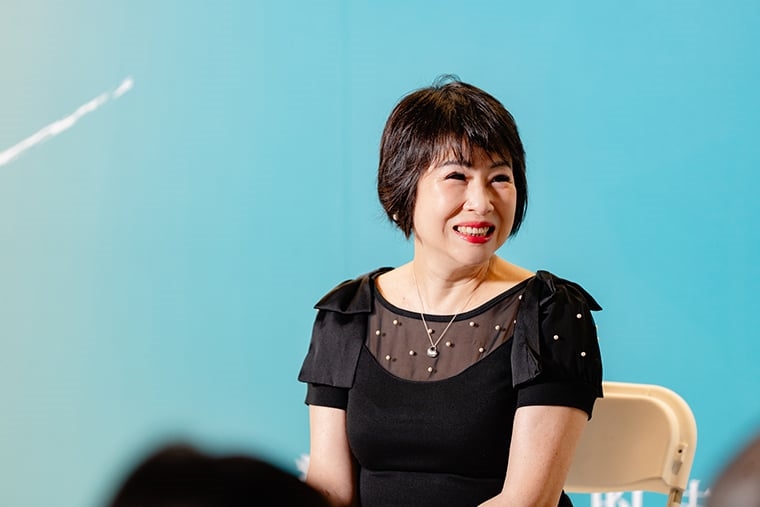 ▲歷經10年癌症治療、17次大小手術的鋼琴家柯嘉惠,分享如何在家人陪伴及癌症希望基金會支持下,逐步找回生活信心,重返教學與鋼琴演奏舞台。(圖/癌症希望基金會提供)