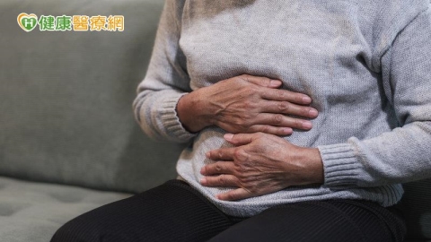 腹脹倦怠竟是乳癌復發轉移 一檢肝腫瘤達7.6公分