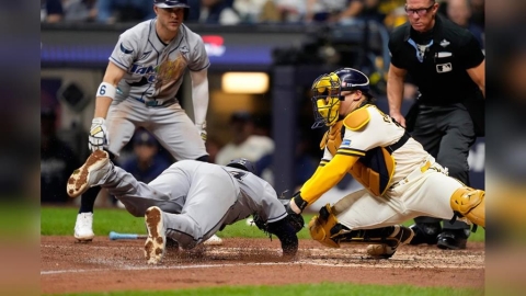MLB(影)/世界大賽上演本壘攻防神阻殺!喬里奧雷射肩救命 光芒跑者慘遭阻殺
