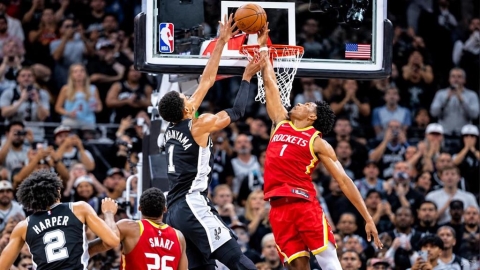 NBA(影)/224公分斑馬竟被蓋火鍋!文班亞馬籃下慘遭封阻 全場球迷看傻眼