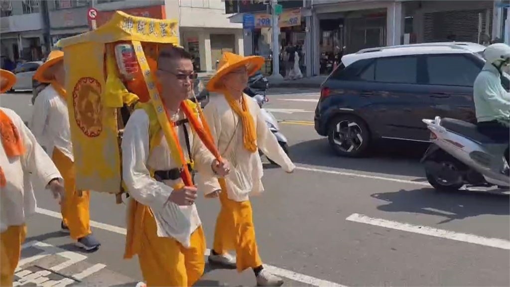 武德宮開基天官武財神駕到 雙財神高雄合體! 信徒擠爆意誠堂