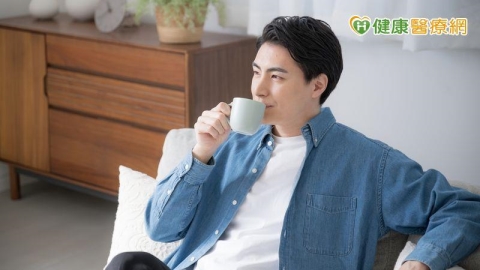休息時還在想工作?專家教「3個心理練習」減少焦慮與不安
