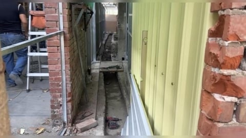 控鄰居「砌牆封巷」! 住戶批占用土地影響出入40多年