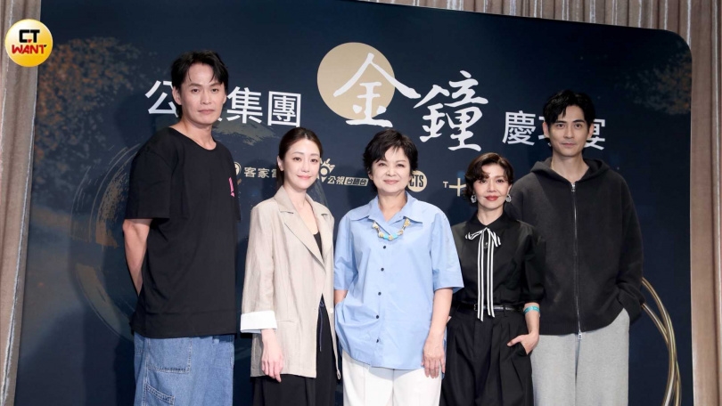 楊貴媚再度封后,以自身經驗鼓勵後輩「路會更寬」。(圖/侯世駿攝)