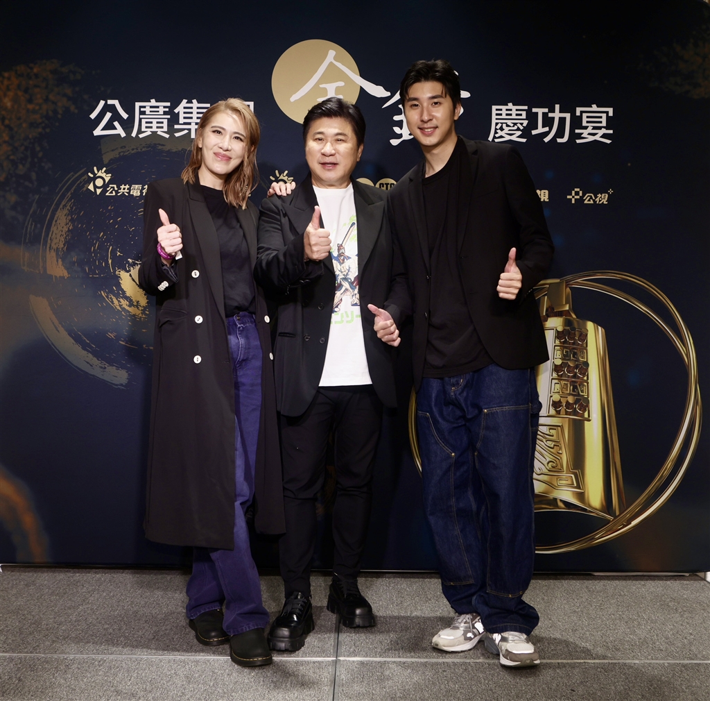 小禎、胡瓜、胡釋安金鐘慶功