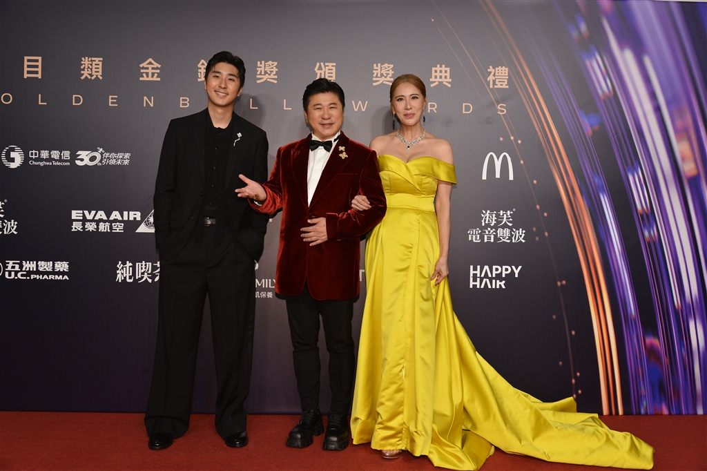 胡瓜率小禎、胡釋安參加金鐘獎，可惜未能獲獎（圖／三立提供）