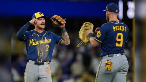 MLB(影)/延長賽12局下要命失誤種敗因!釀酒人國聯冠軍賽MVP賽後自責
