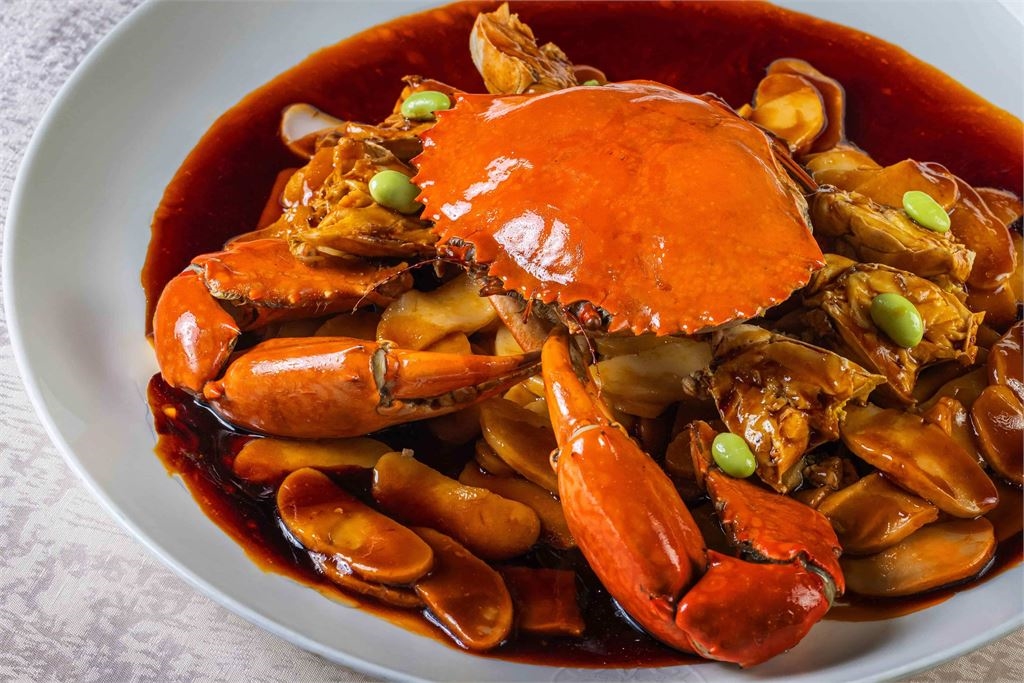 台北晶華酒店「秋蟹季」鮮美登場 「晶華軒」招牌蟹餚 「蘭亭」也吃得到