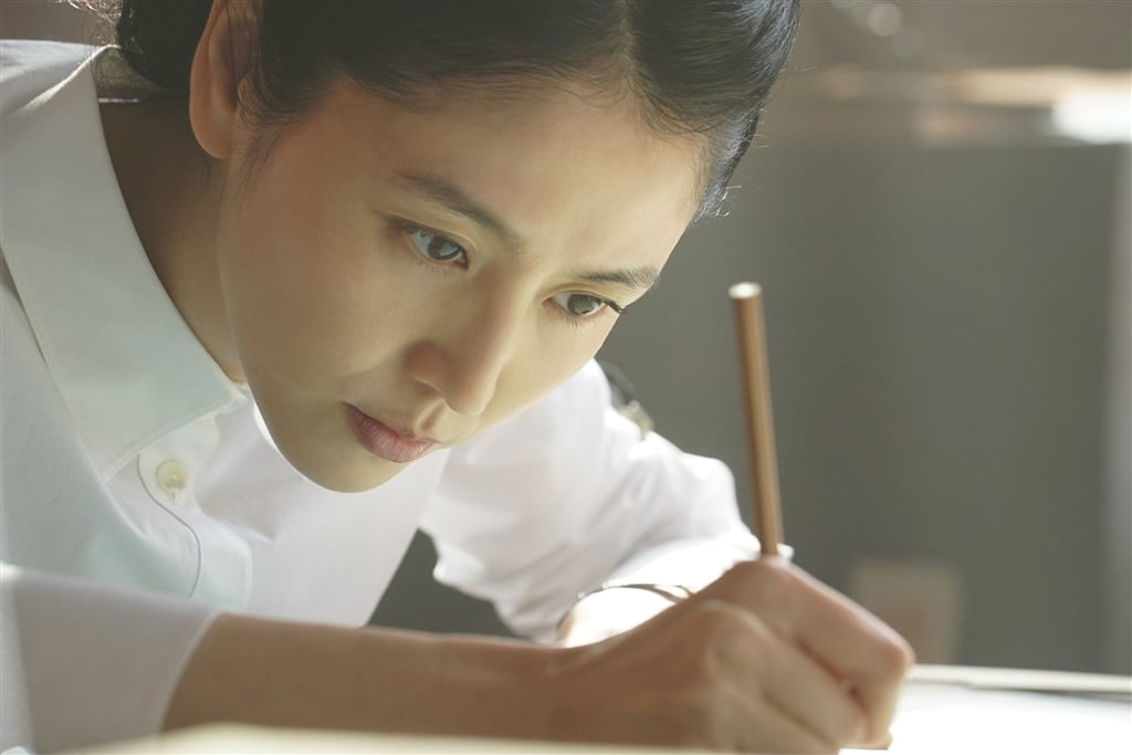 長澤雅美強勢加盟《哥吉拉-0.0》，飾演氣象預報專家（圖／東寶娛樂亞洲TOHO Entertainment Asia提供）