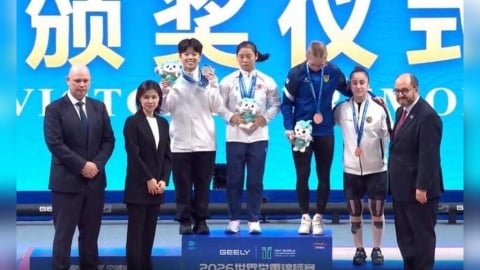 舉重／亞運21歲銅牌女將陳冠伶再傳捷報！世錦賽57公斤級賽事勇奪2銀1銅